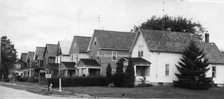 The Jennings house on the corner was one of the first three houses built in 1894-1895.