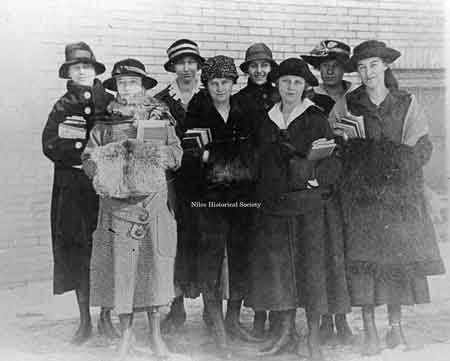 1917-Central High School girls.