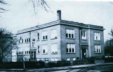 The South Bentley Avenue Building built in 1911, renamed Jefferson School in 1920, was closed in 1980 and razed.