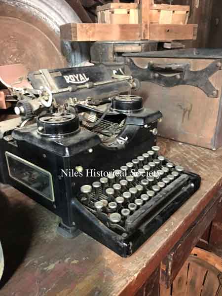 Royal typewriter