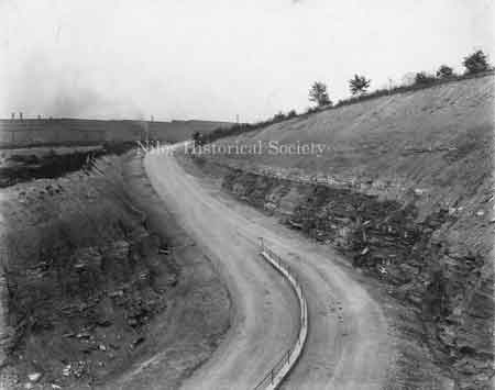 The temporary road from Niles to McDonald while the viaduct was being built in 1922.