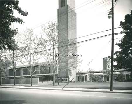 First Presbyterian Church Dedicated in 1957