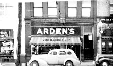 After the closing of the Bolotin–Drabkin Furniture Store in 1936, a new furniture company, Arden’s Furniture Store, took over the building.