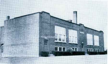 M.E. Riley bought the Harrison School in 1965 and turned it into a Technical School, teaching Drafting, Air Conditioning, Refrigeration, and Electronics.