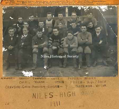 1911 Niles Football Team on steps of Centeral School with names of players.