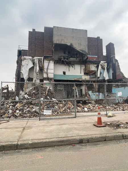 Partial demolition of Robins Theatre
