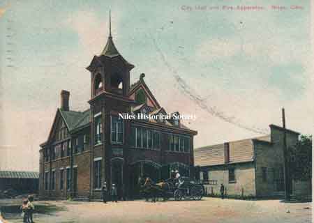 The new town hall on West Park Avenue housed the fire and police departments on the first floor with the Mayor's office and City Council Chambers on the second floor.