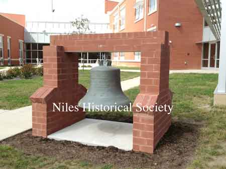 The bell from the old Central School