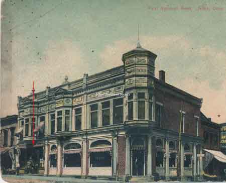 The Hartzell Building, home of the First National Bank and later in the 1970s the Girl Scout Council office, at the corner of South Main and East State streets, also was the location of Doubet’s Jewelry Store.