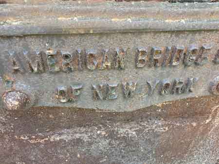 Label of bridge maker.