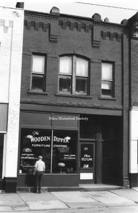 Photo taken of The Wooden Dipper at 55 East State Street in down town Niles before urban renewal.